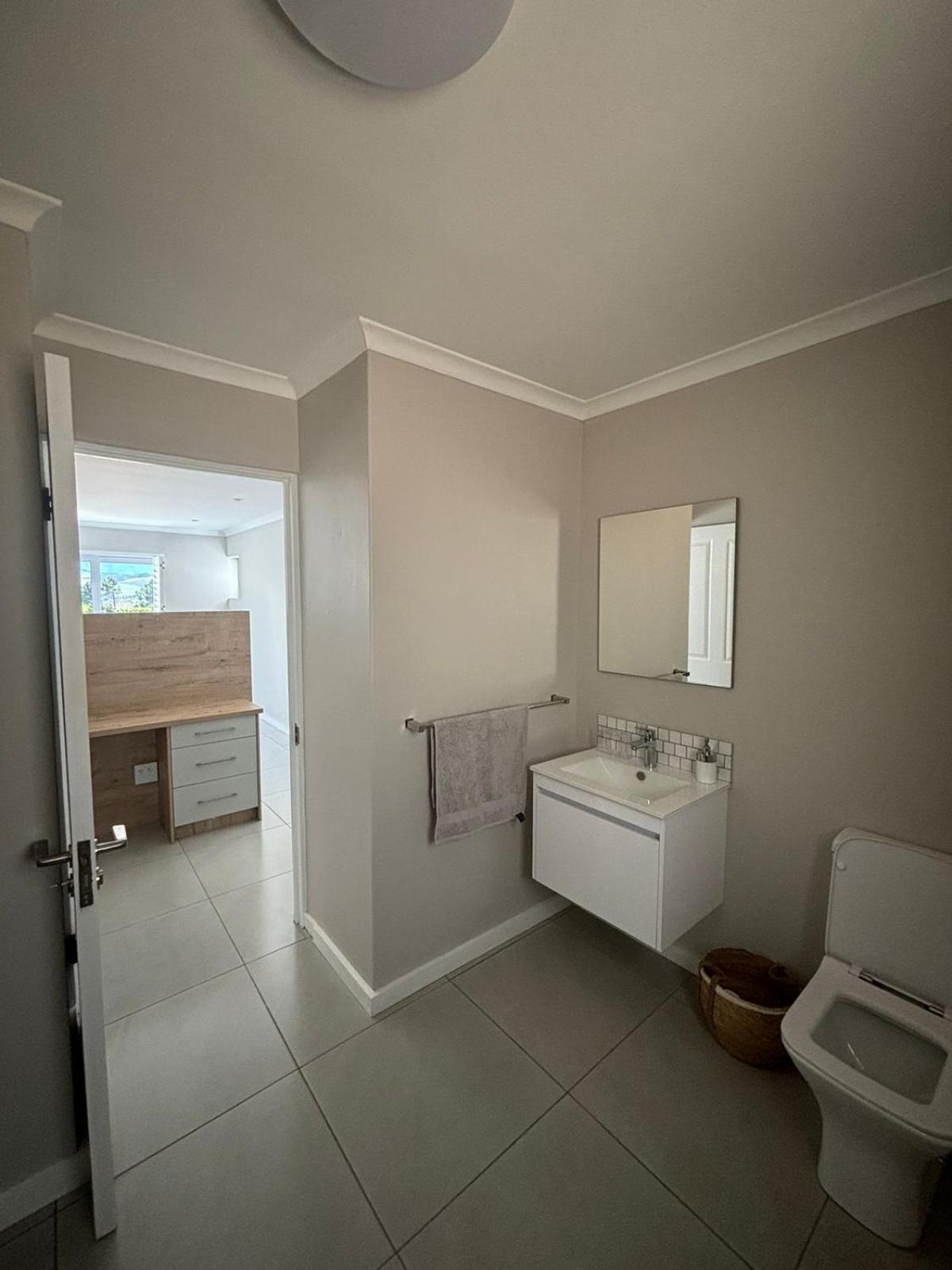 Hottentots Hide Away Cape Town